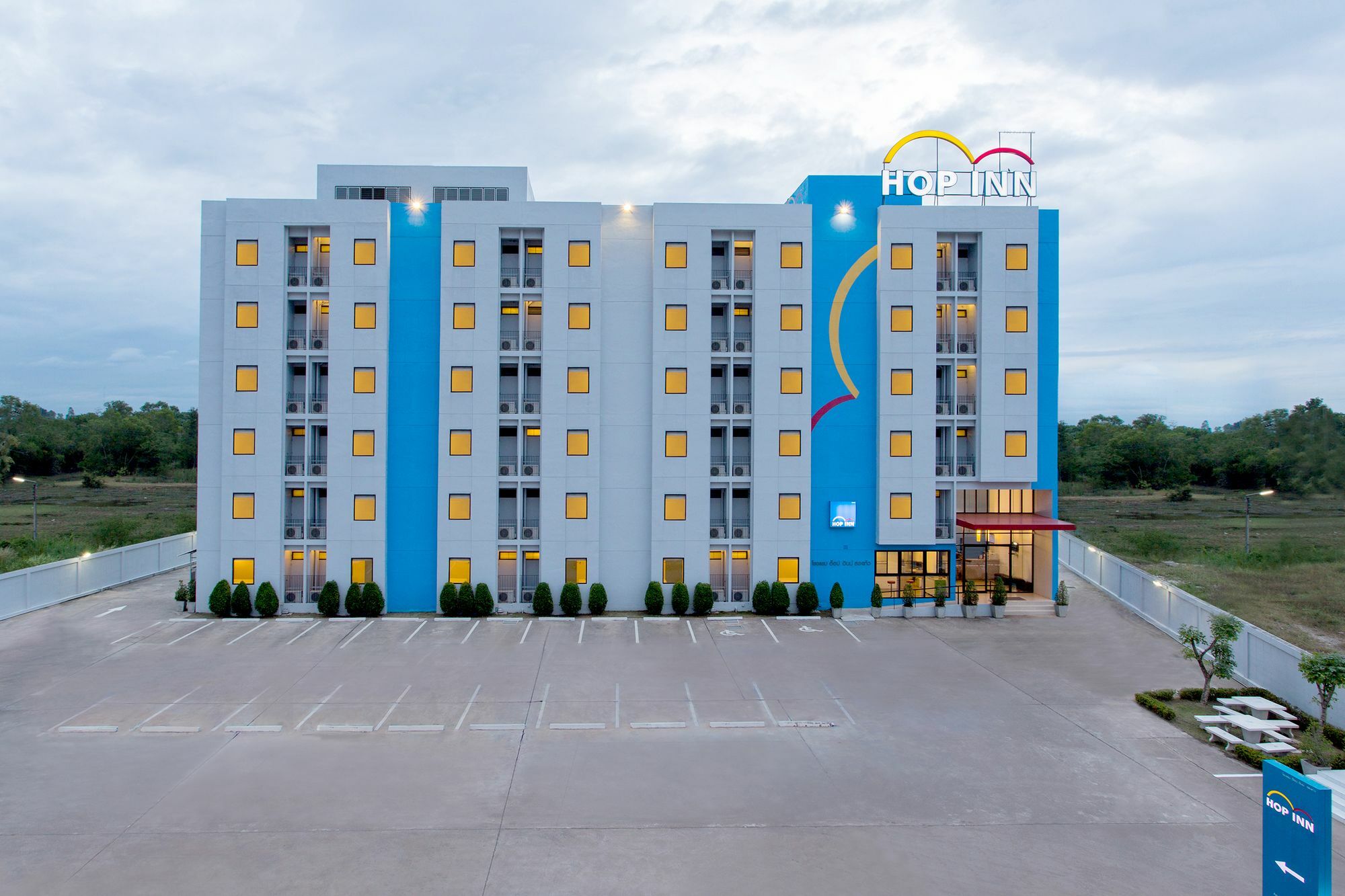 Hop Inn Chiang Rai Buitenkant foto